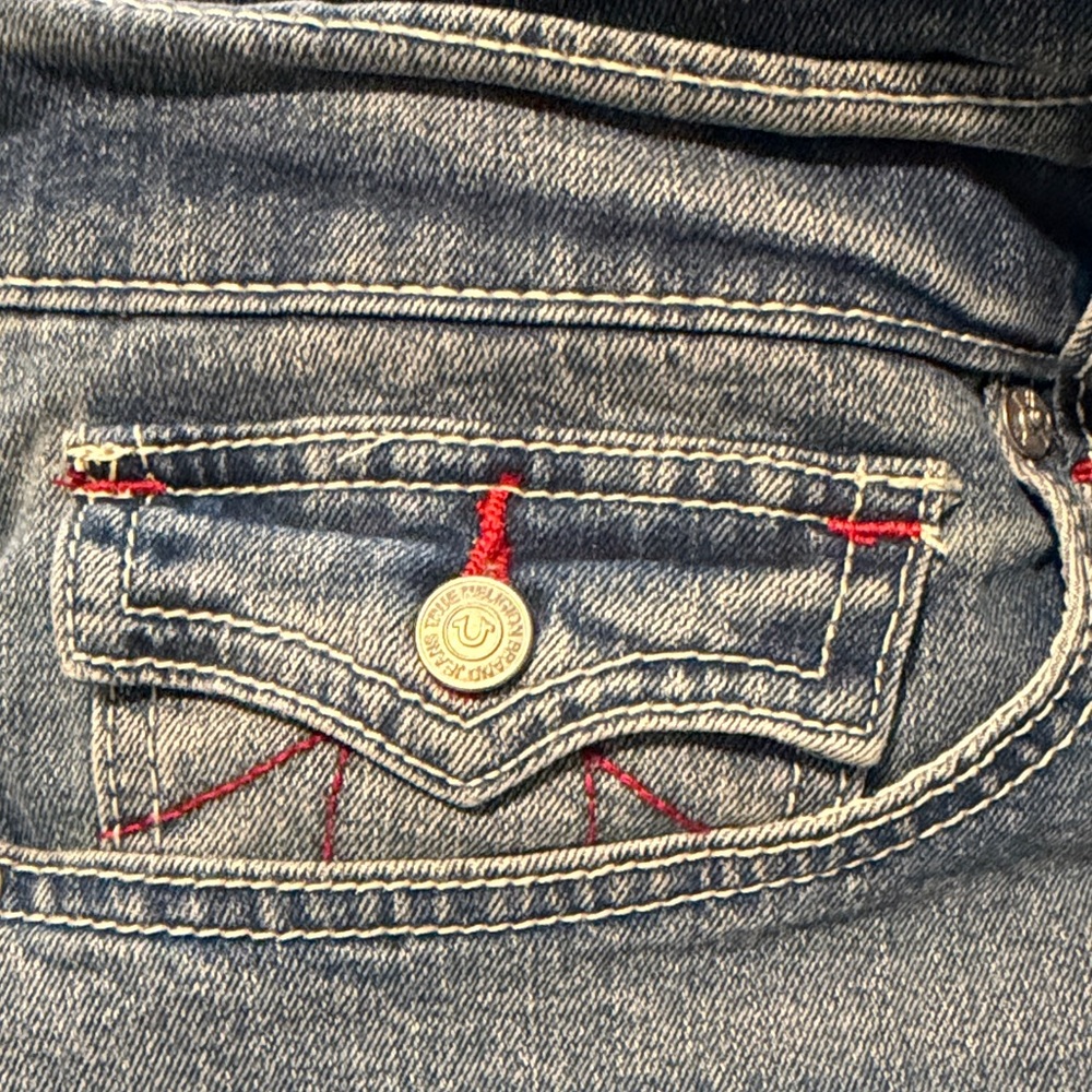 Men's Blue Jeans with Red Accent - Picture 4 of 7